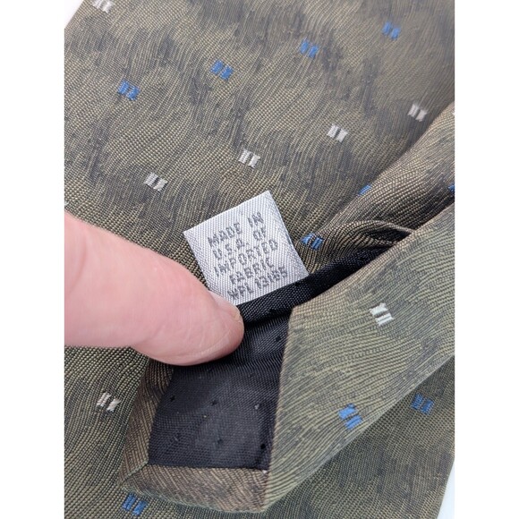 Embassy Row Silk Tie Green Wavy Pattern Men Necktie USA - Picture 5 of 7